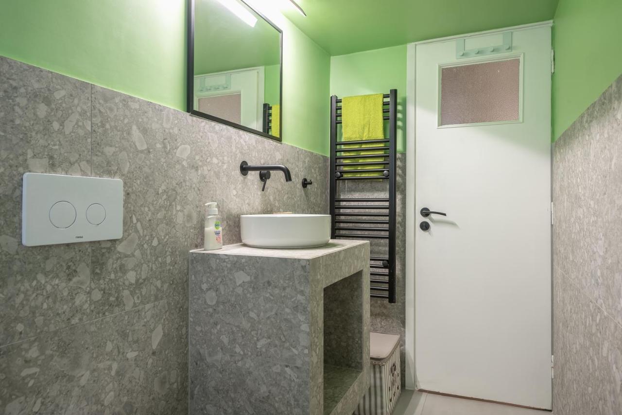 Comfy And Modern Apartment Athen Eksteriør billede